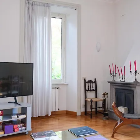 Domus Lilium Апартаменты *