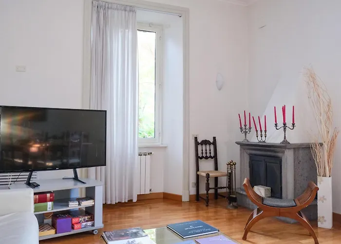 Domus Lilium Apartman *