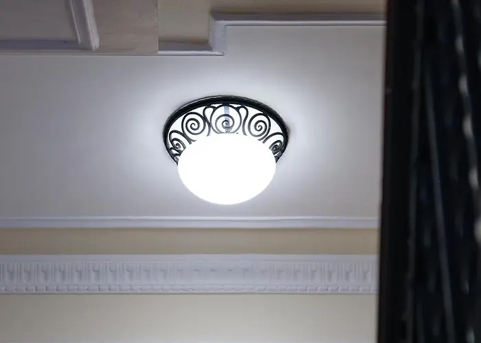 Domus Lilium Apartman *